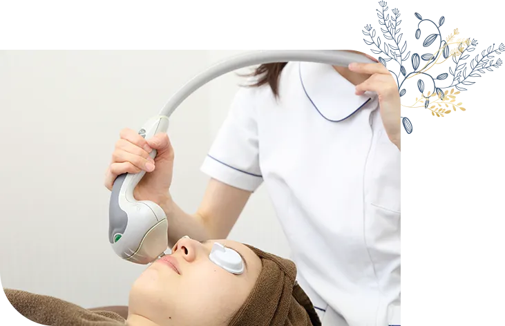 施術を受けている女性のイメージ画像1
